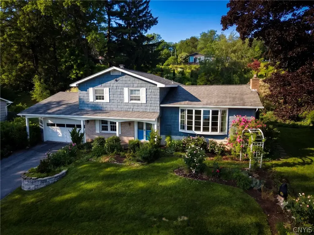 2119 Terrace Lane S, Skaneateles