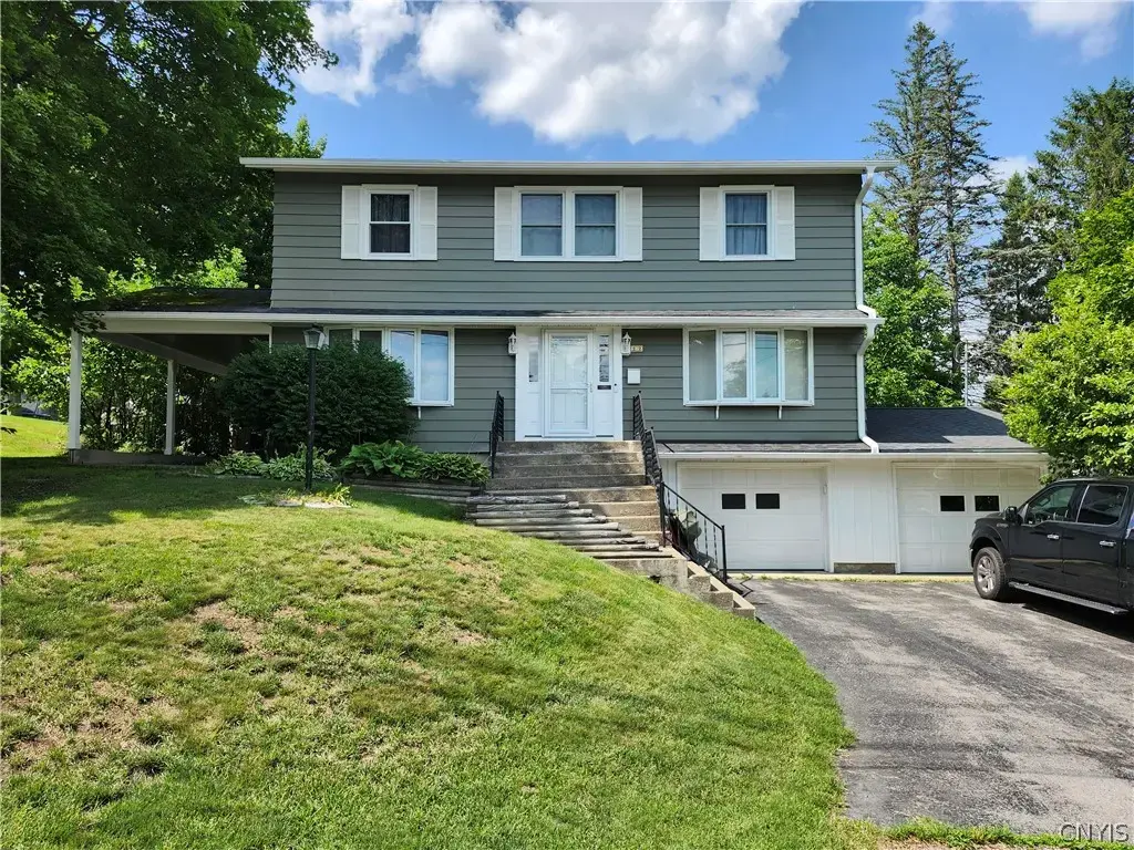 22 Hillview Drive, Norwich