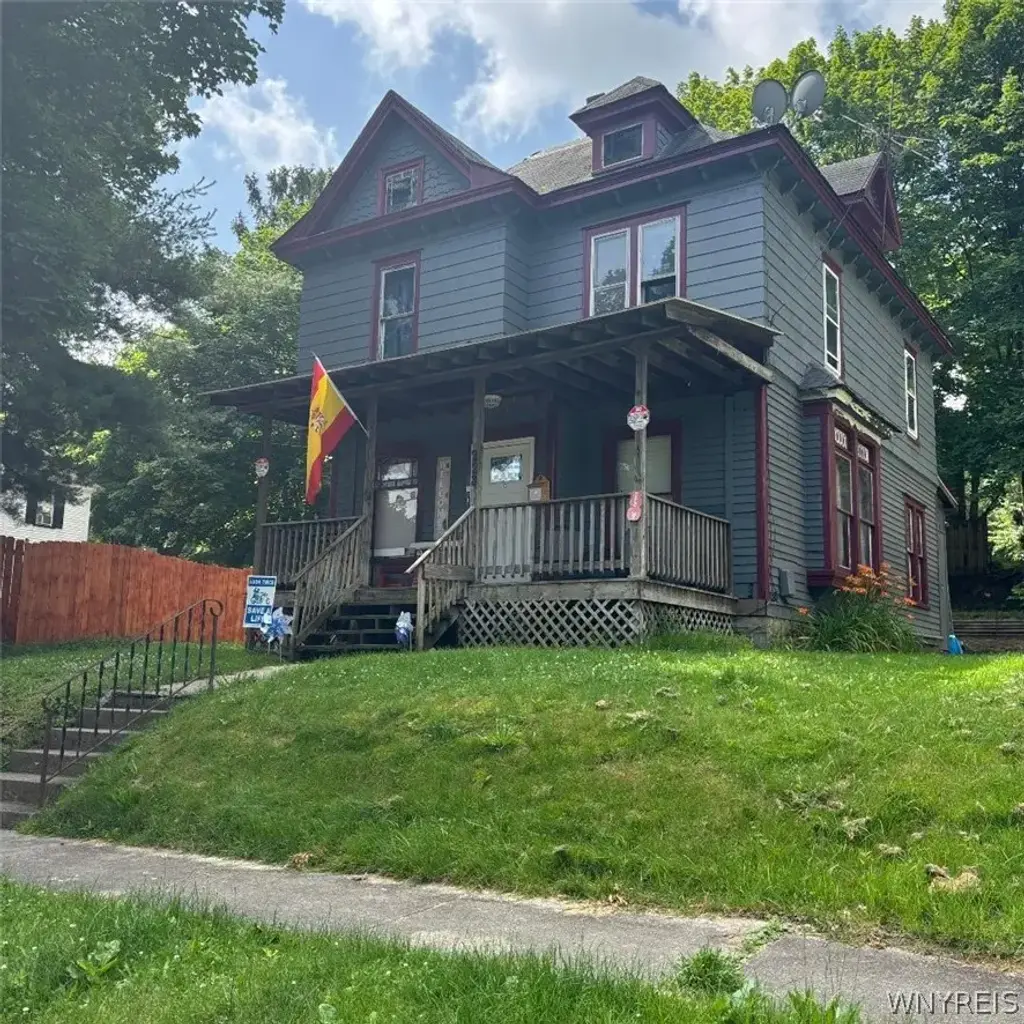 223 Mckinley Avenue, Jamestown