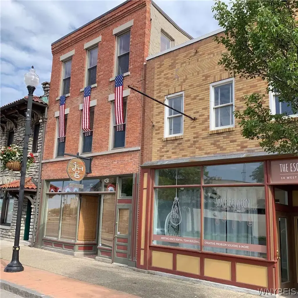 12 W Main Street, Lockport City