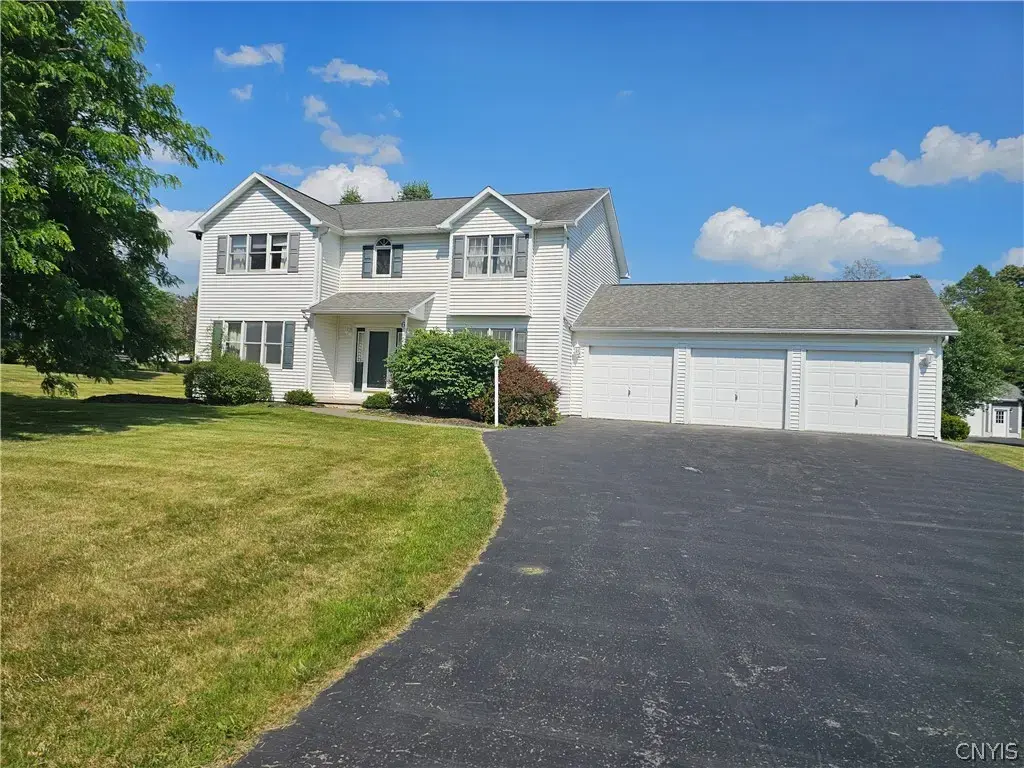6 Brae Ridge Road, Owasco