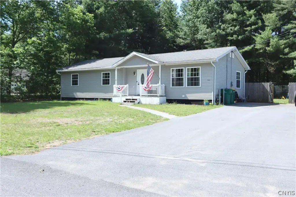 23543 Rex Drive, Rutland