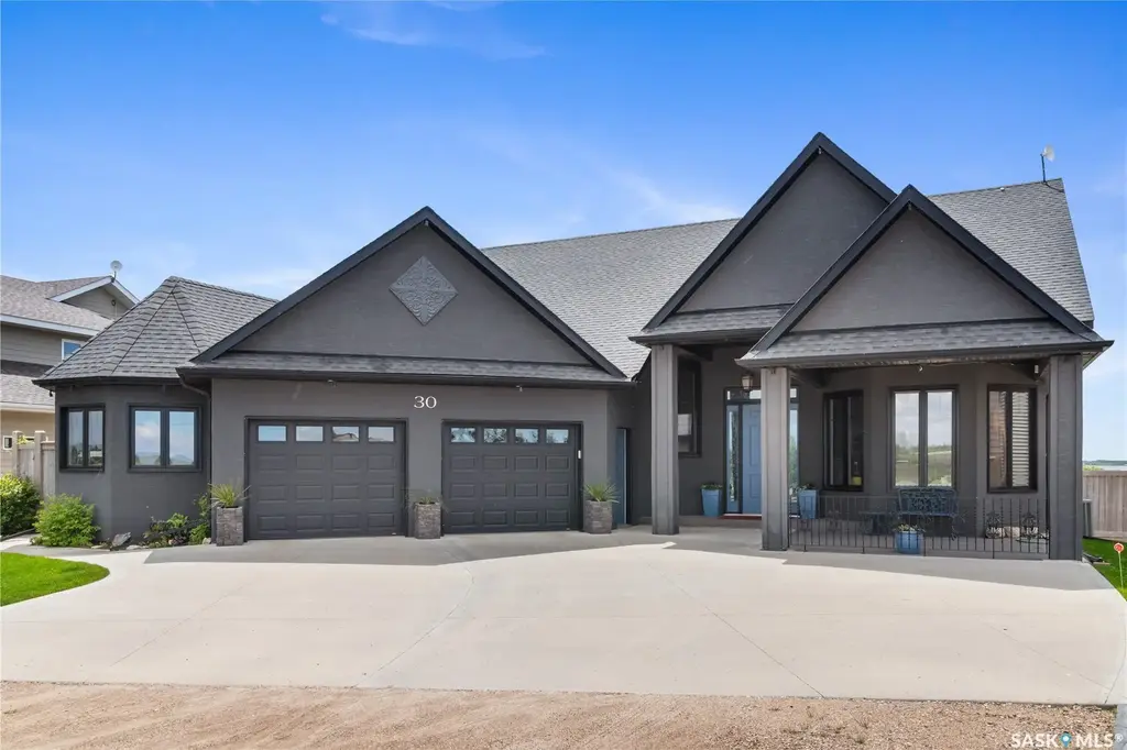 30 Pape Drive, Humboldt Rm No 370