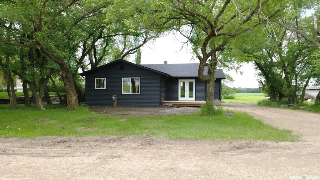 324 Penner Street, Waldheim