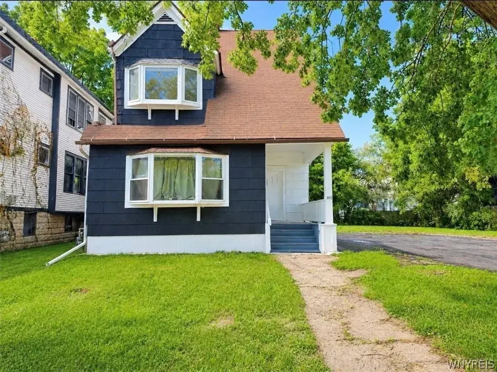 392 Leroy Avenue, Buffalo