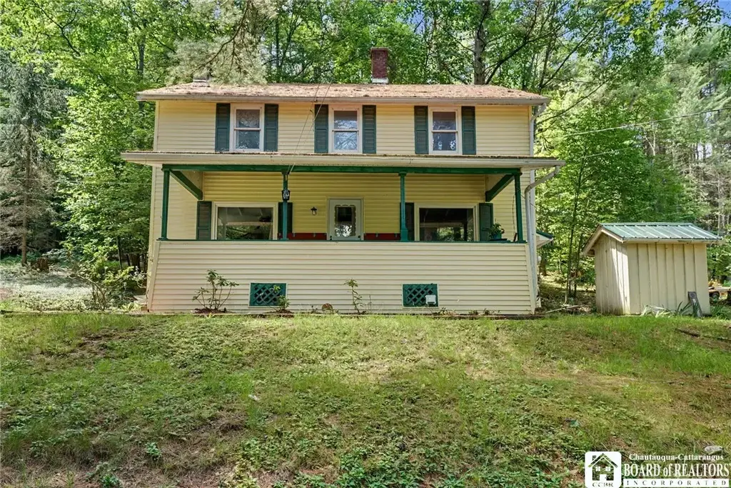 8765 Coon Hollow Road, Genesee