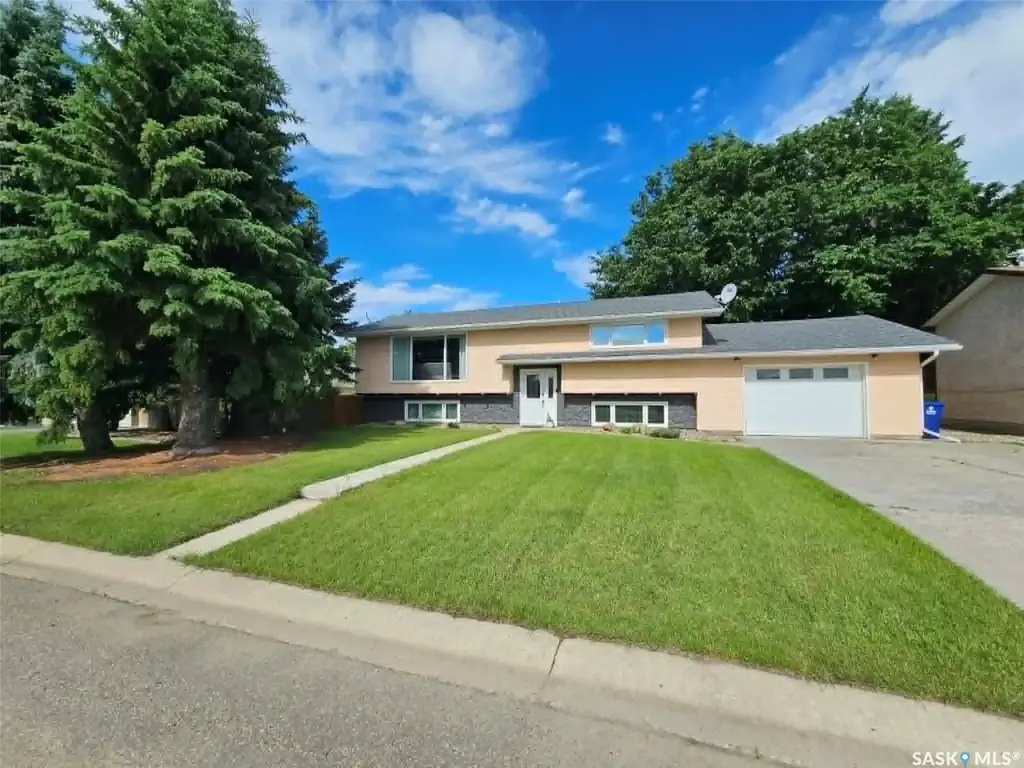 407 5th Street W, Wilkie