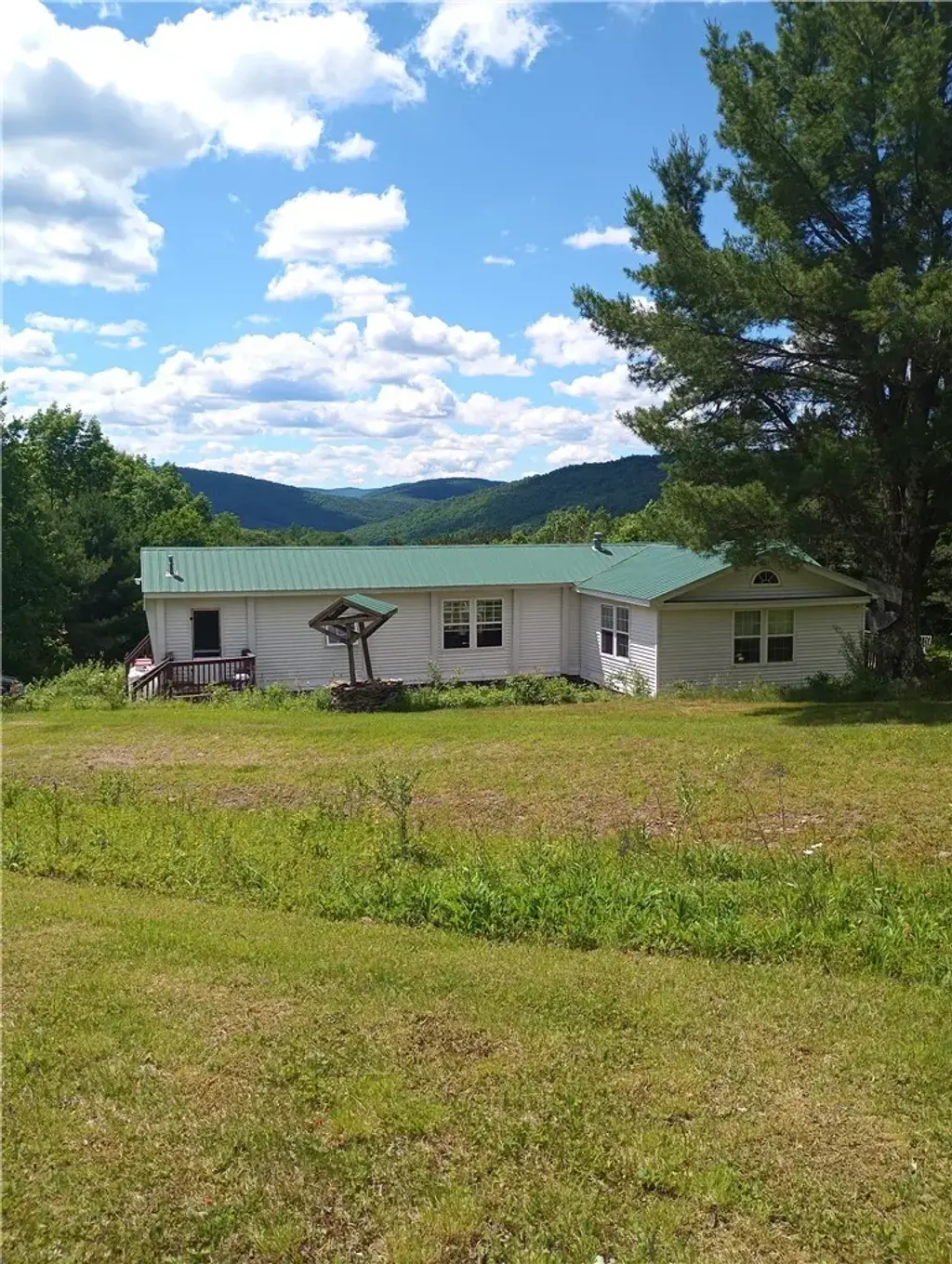4323 Gregory Hollow Road, Hamden