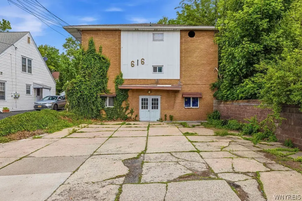 616 Chestnut Avenue, Niagara Falls