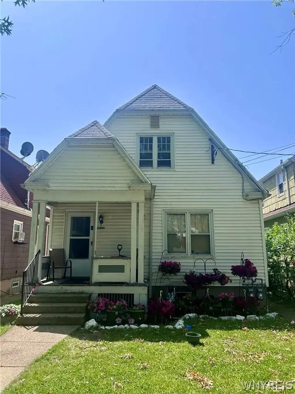 2405 Grand Avenue # Upper, Niagara Falls