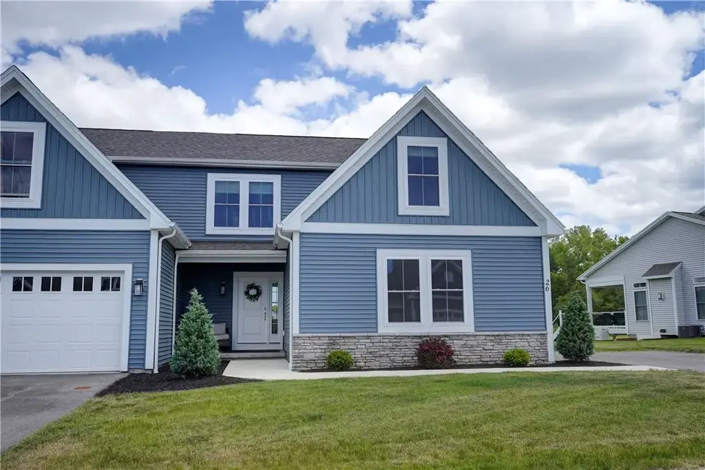 26 Chase Meadow, Mendon