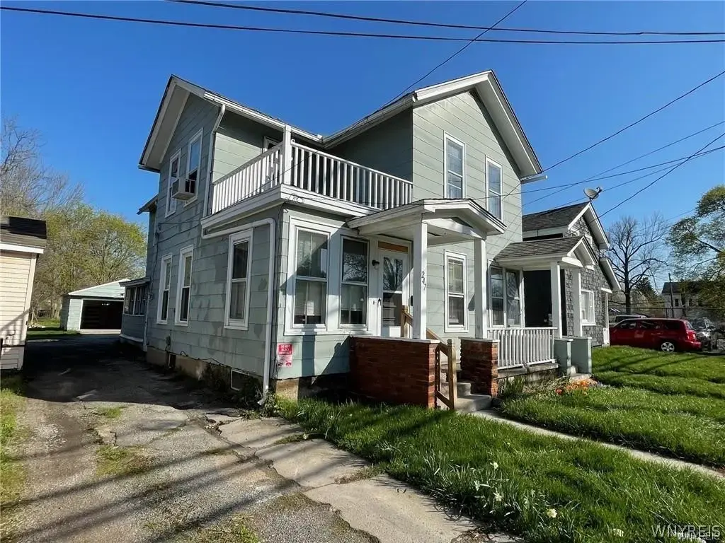 247 Clinton Street, Lockport City