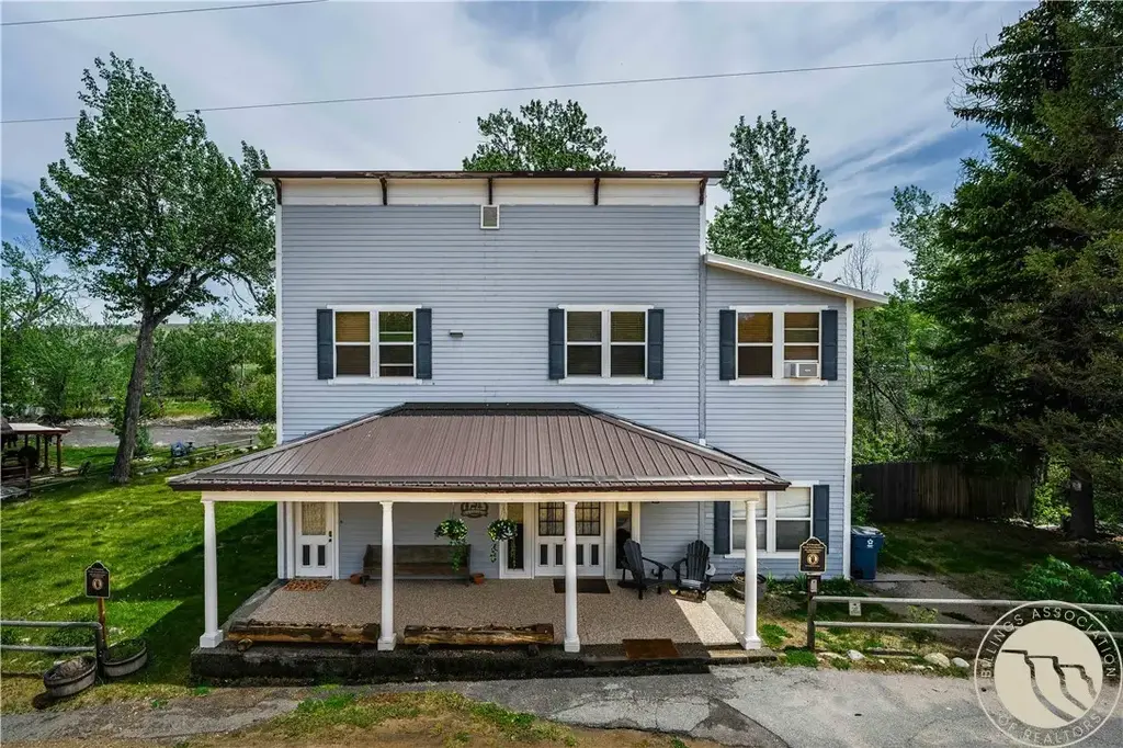 21 E Rosebud Road, Roscoe