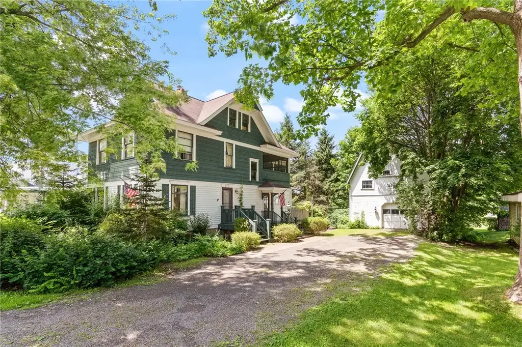 4007 Ridge Road, Williamson