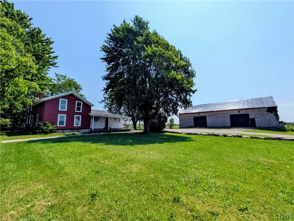 30252 Burnt Rock Road, Cape Vincent