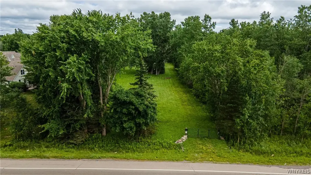 4100 N French Road, Amherst