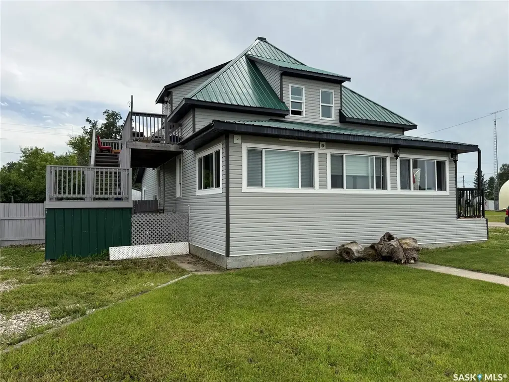 707 Railway Avenue, Neudorf