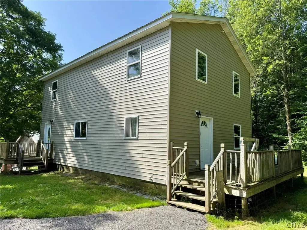 631 Witzigman Road, Lewis