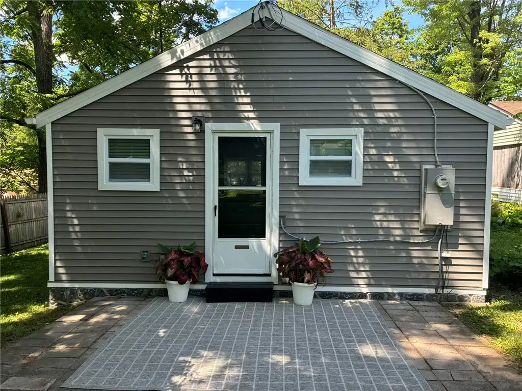 8473 New York Street, Richmond