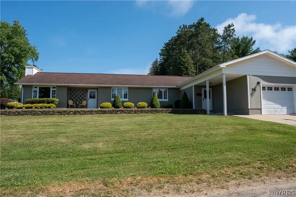 58 Chestnut Street, Franklinville