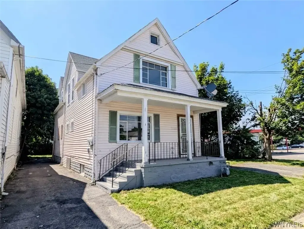 108 Roebling Avenue, Buffalo