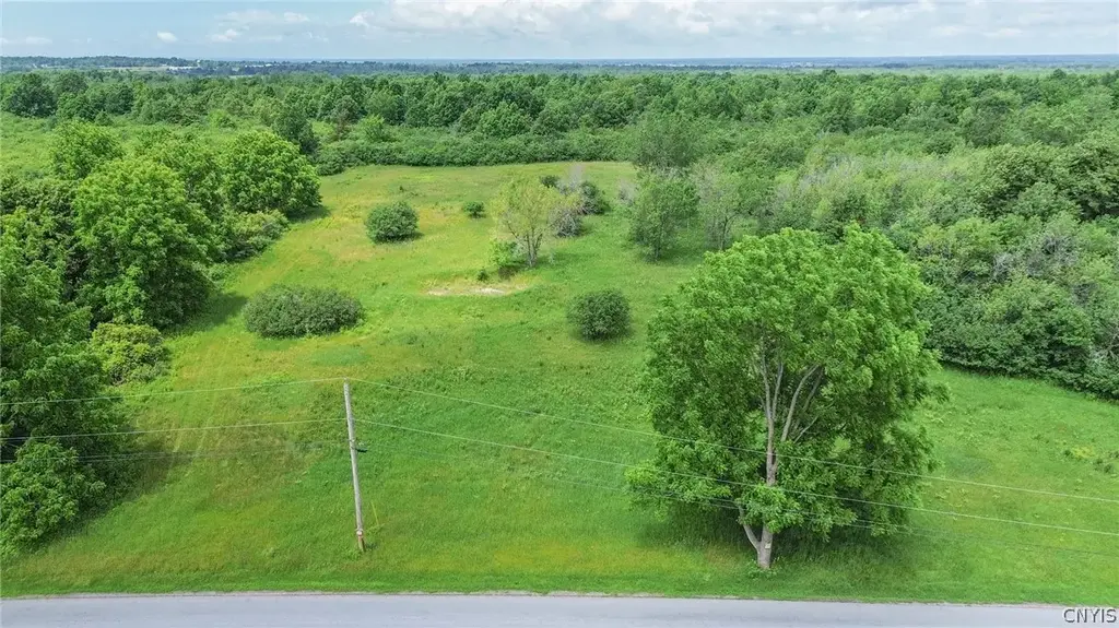15400 Middle Road, Brownville