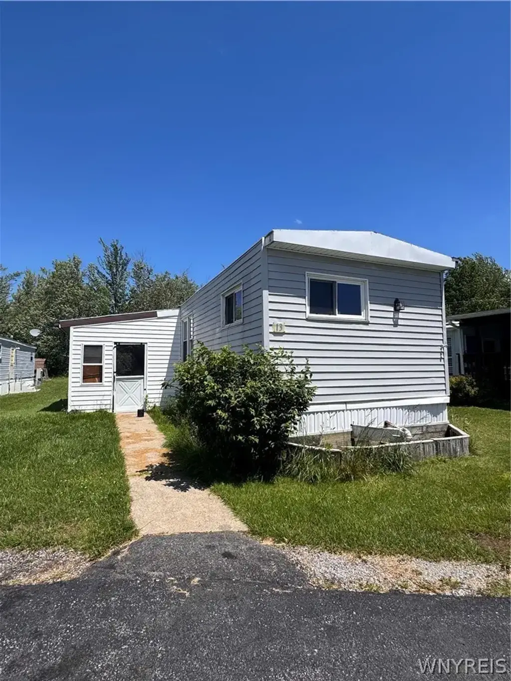11922 Buckwheat Road, Newstead