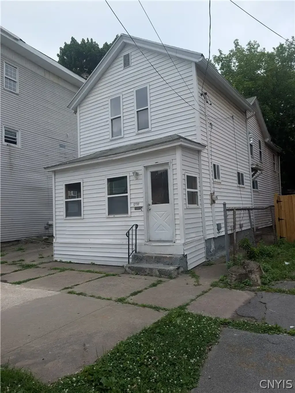 1230 Francis Street, Utica