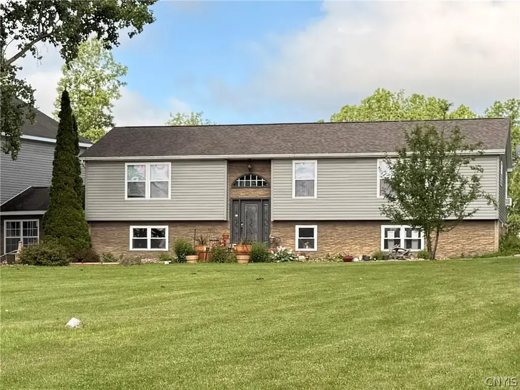 28165 Rogers Road, Le Ray