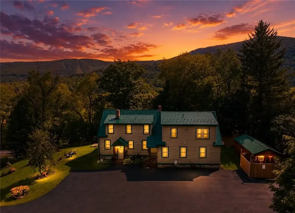 5628 Route 23, Windham