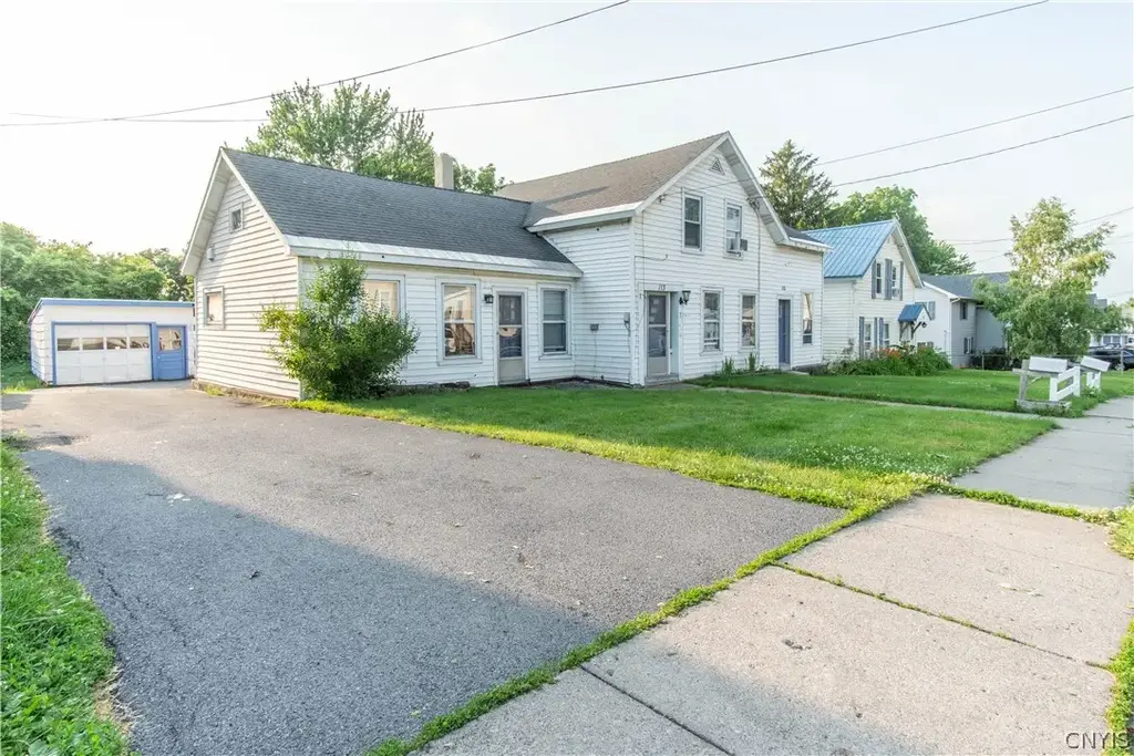 113 N Meadow Street, Watertown City