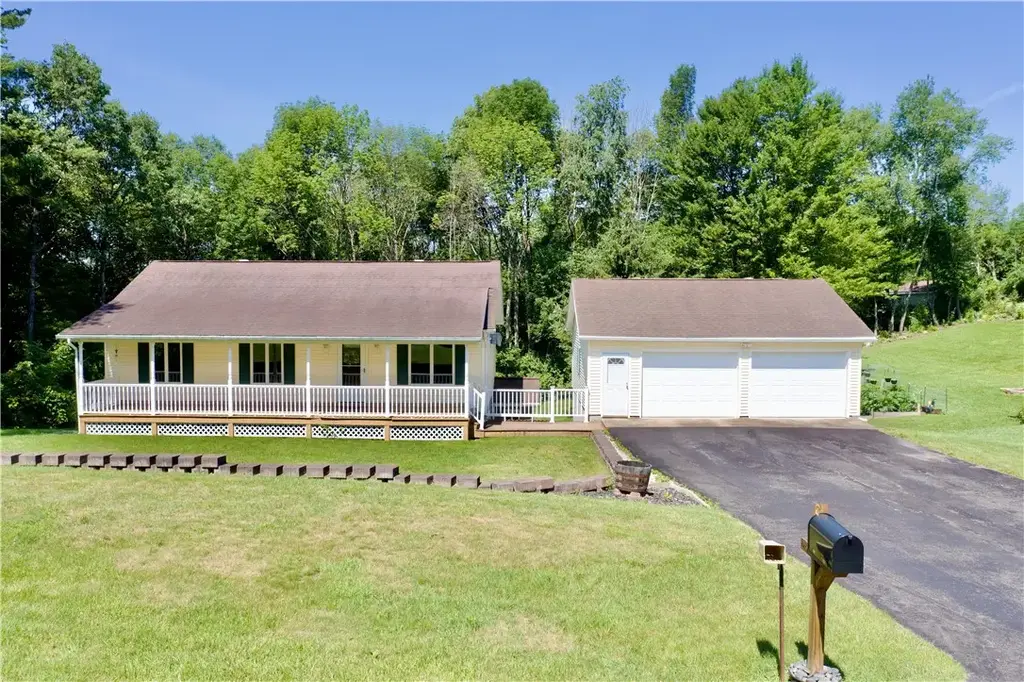 148 Collins Drive, Oneonta