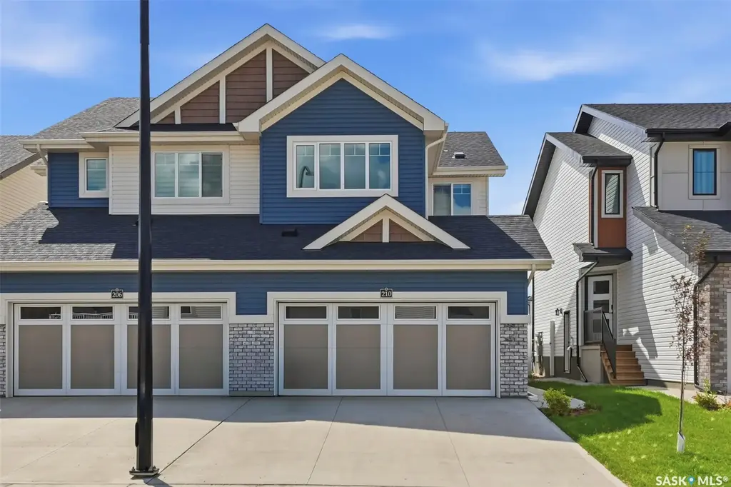 210 Schmeiser Bend, Saskatoon