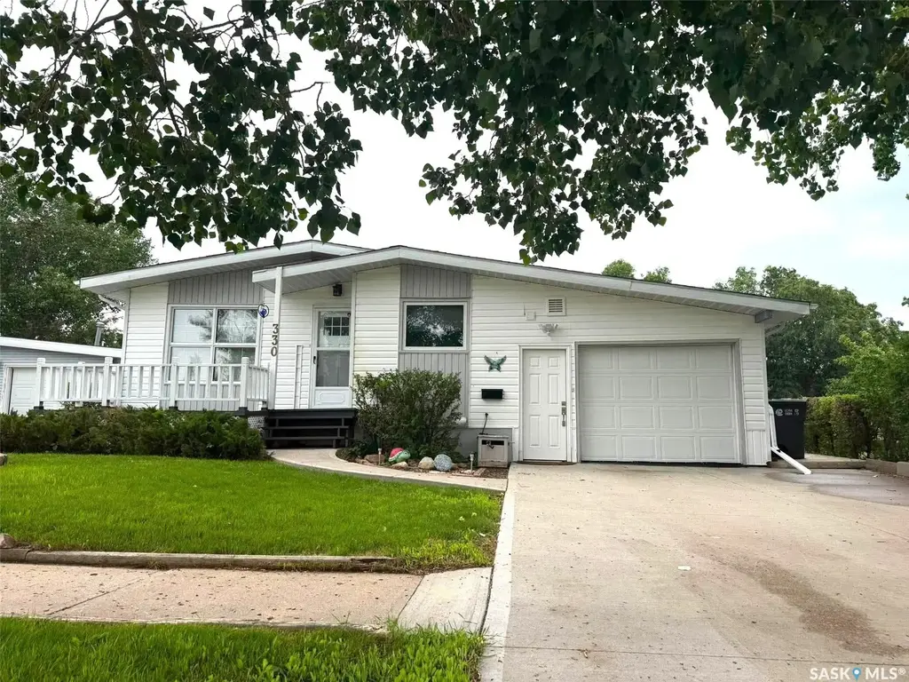 330 Coteau Street, Milestone