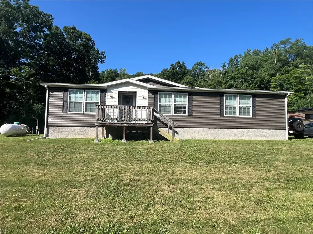 439 Simkin Road, Chemung