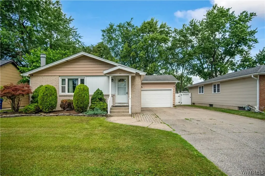 82 Bucyrus Drive, Amherst