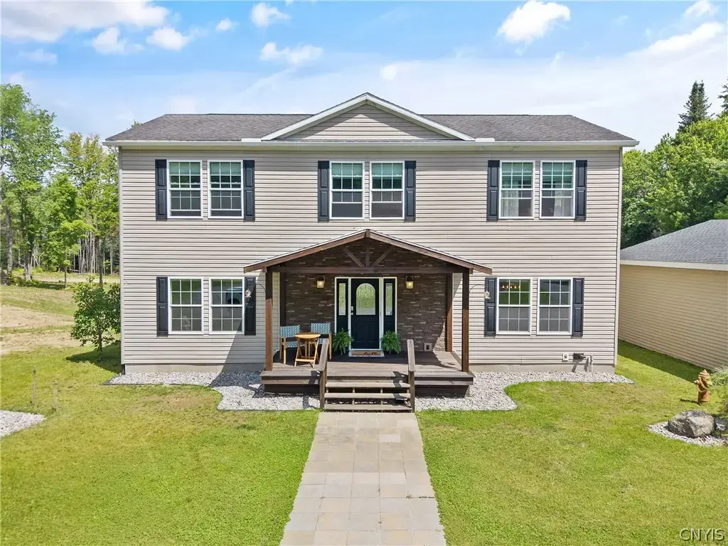 321 Roberts Road, Russia