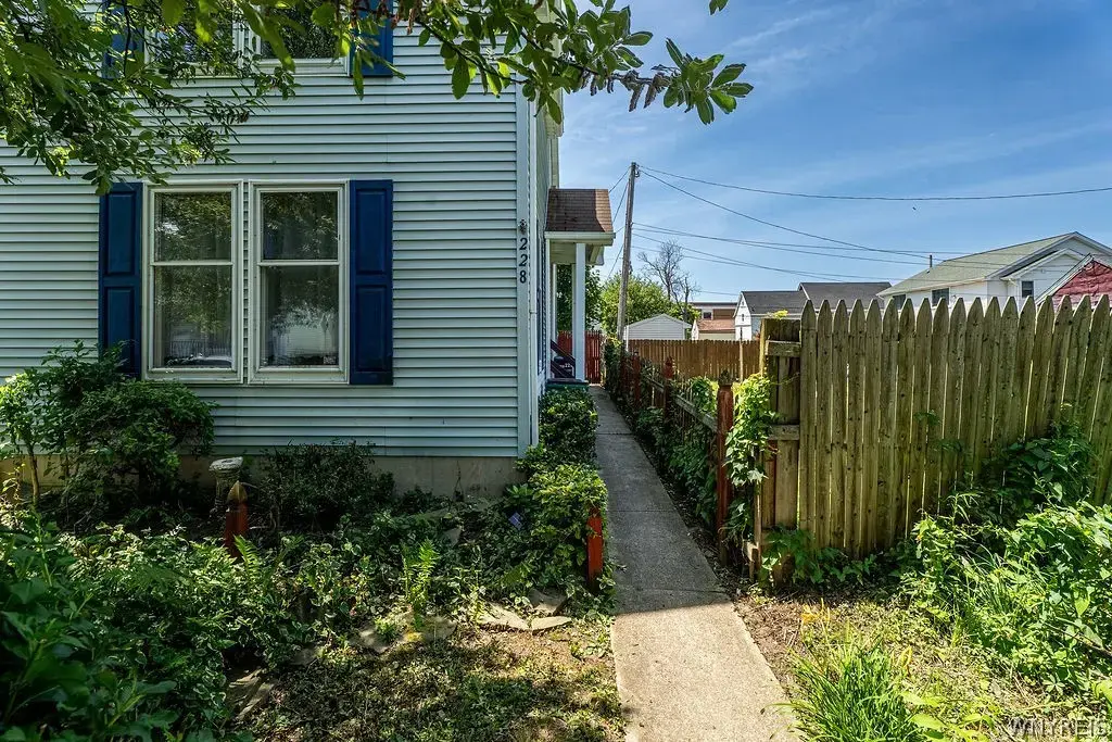 228 W Tupper Street, Buffalo