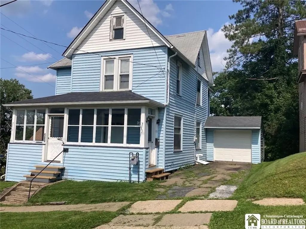 210 Welsh Street, Kane Boro