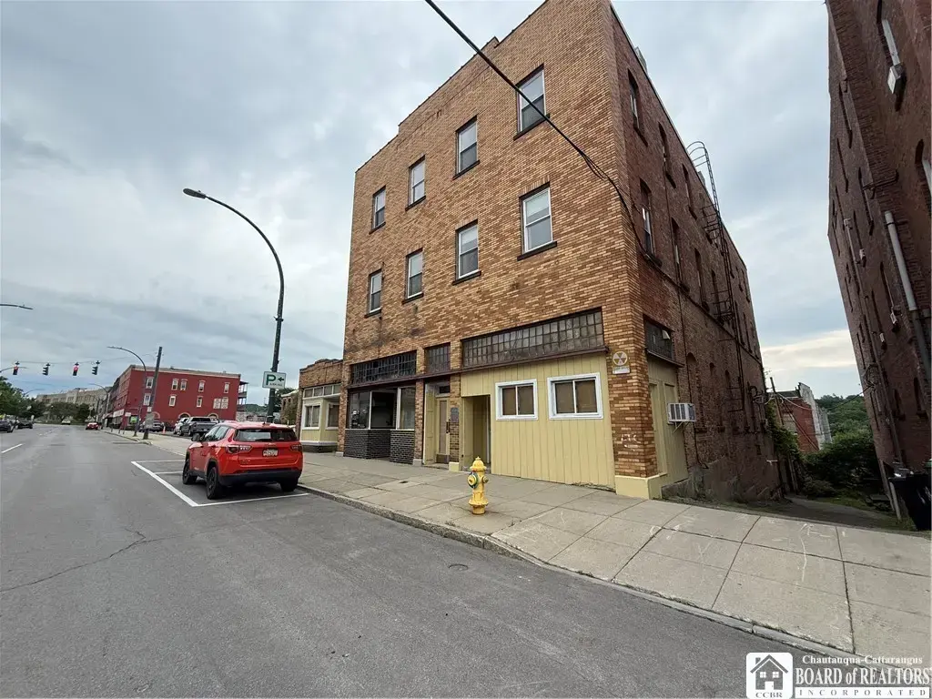 114 E 2nd Street, Jamestown