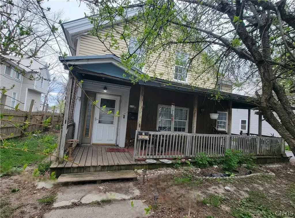 111 N Orchard Street, Watertown City