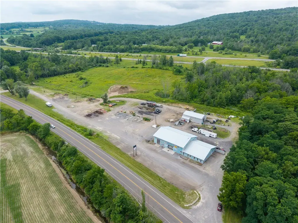 9094 Dansville Mount Morris Road, West Sparta