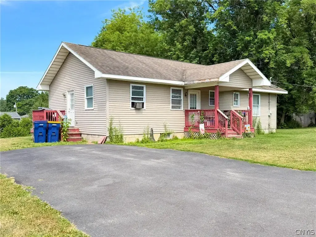 8673 Turin Road, Lee