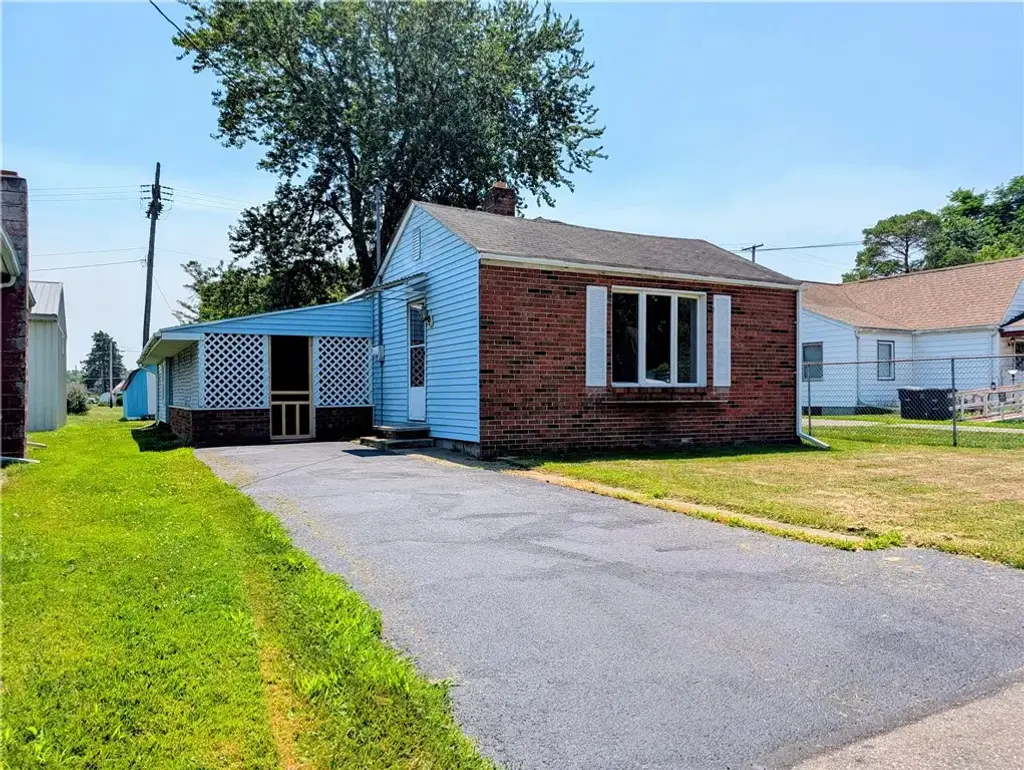 620 Schuyler Avenue, Southport