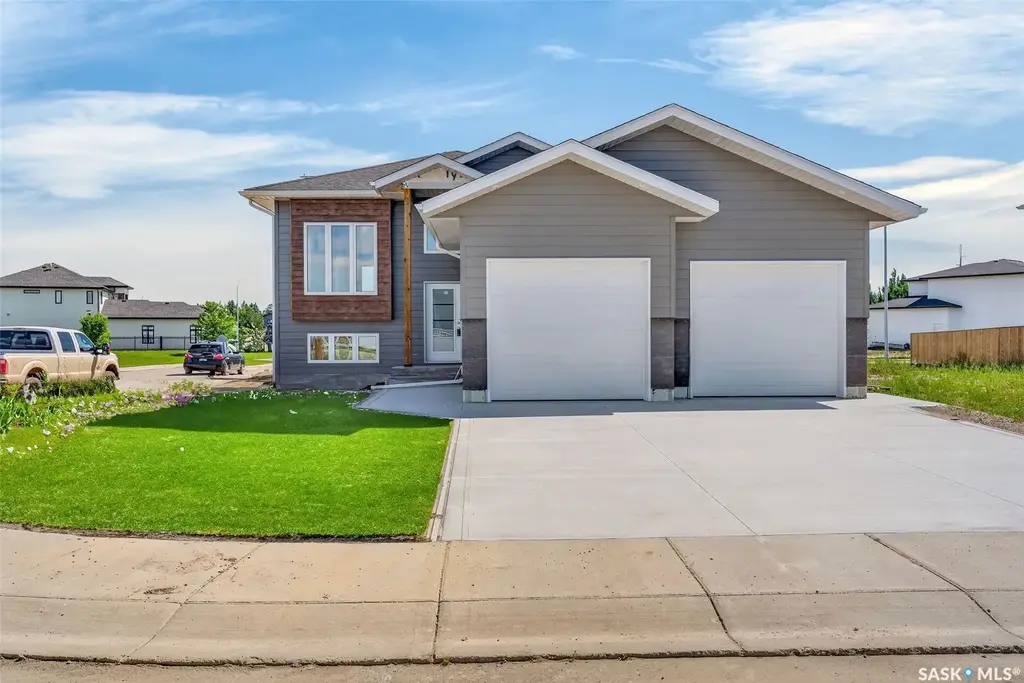 801 Kerr Cove, Prince Albert