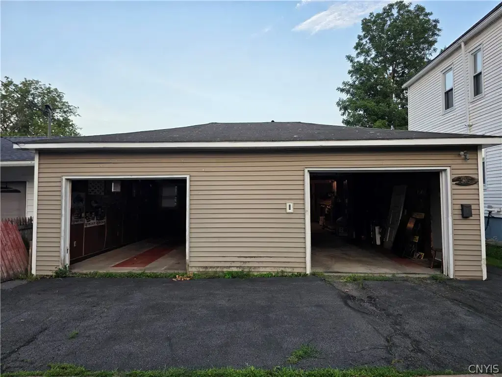 515 Niagara Street, Utica