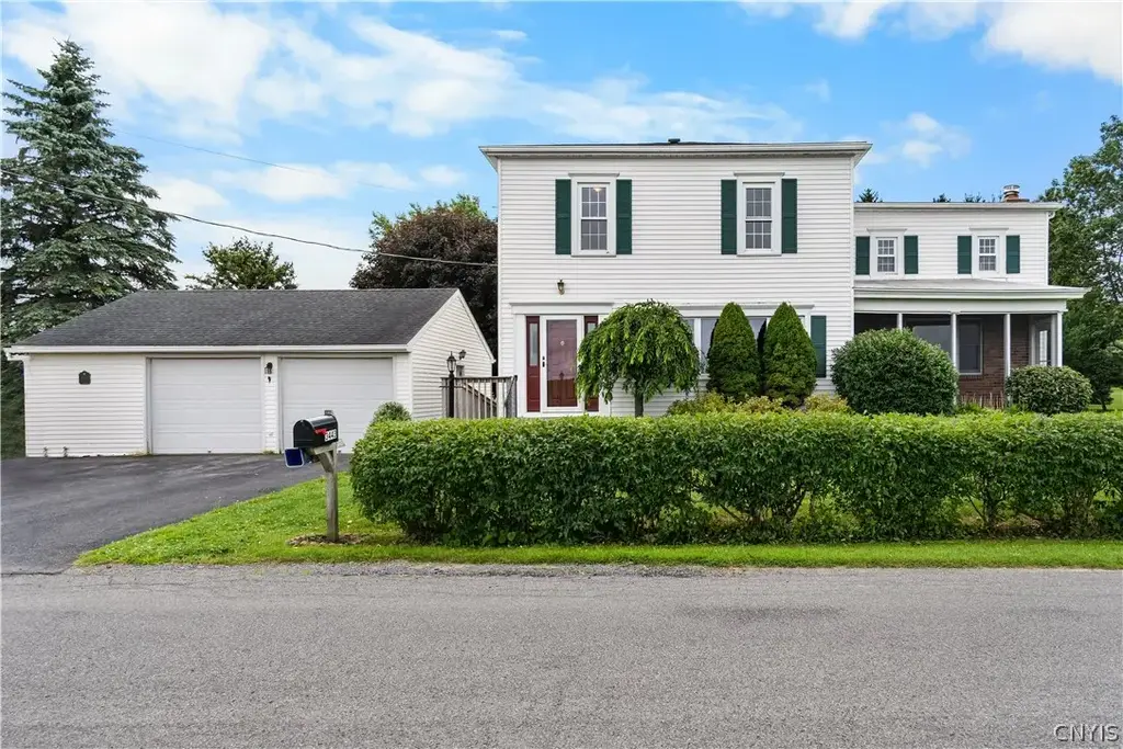 3443 Case Road, Onondaga