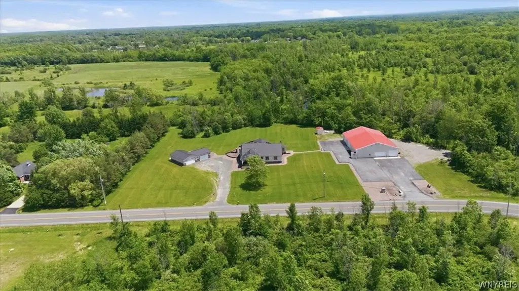 6428 Bartz Road, Lockport Town