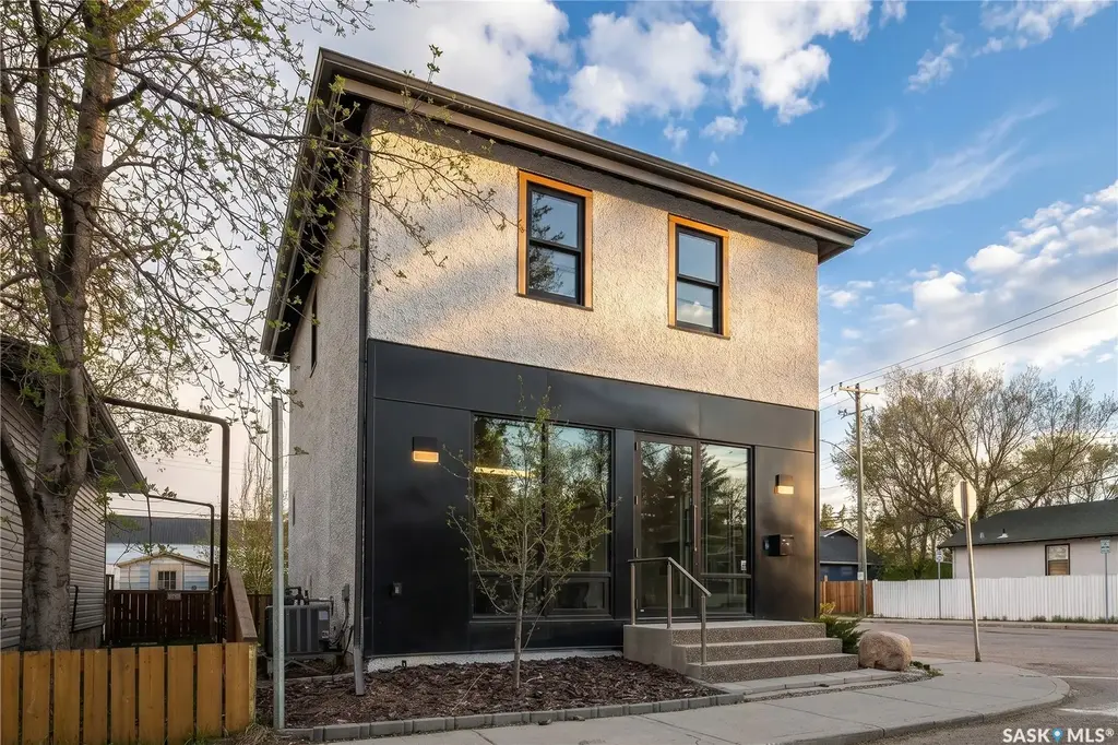 223 25th Street W, Saskatoon