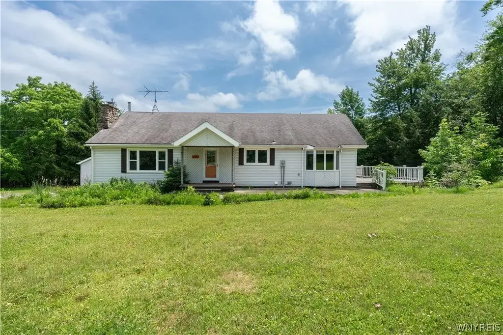6691 Brown Hill Road, Concord